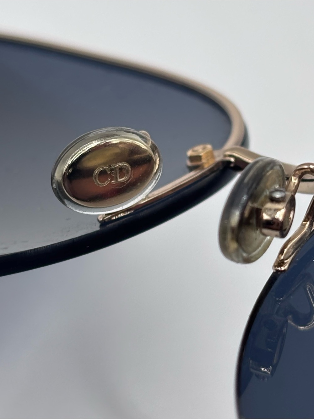 Christian Dior Sunglasses NEEDS SCREW Gold Blue Made In Italy - Picture 9 of 16
